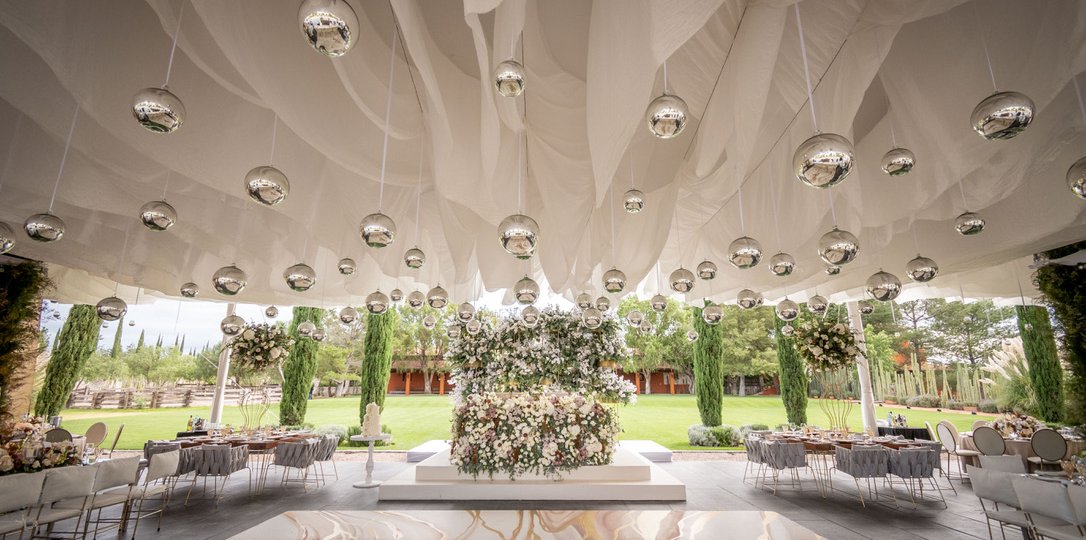 818F6BFD-8709-42C4-9AF0-A66C1BD5B717_1_105_c